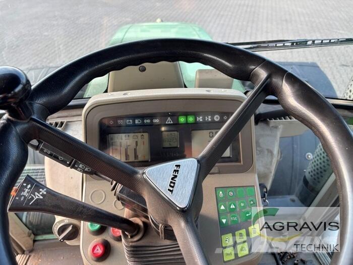 Fendt 820 VARIO 트랙터