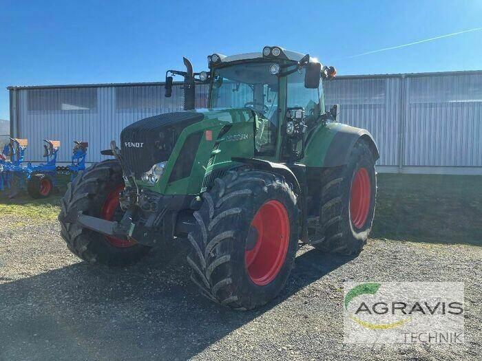 Fendt 824 VARIO SCR 트랙터