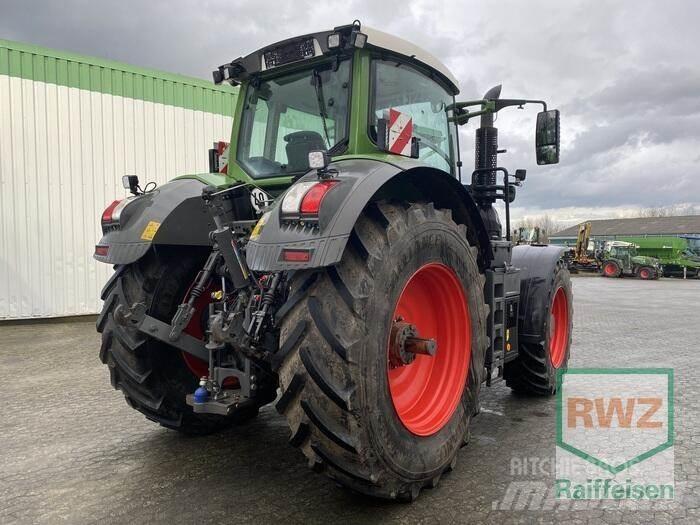 Fendt 826 Vario S4 트랙터