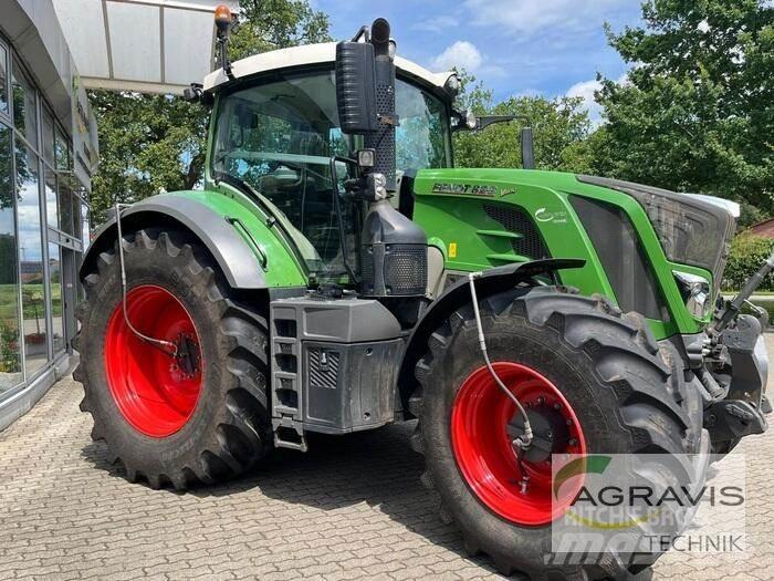 Fendt 828 VARIO S4 트랙터