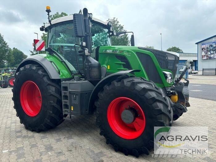 Fendt 828 VARIO S4 트랙터