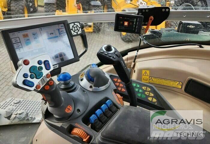 Fendt 828 VARIO SCR 트랙터