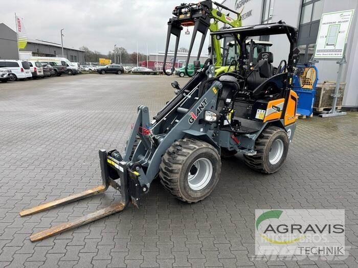 GiANT G2500 HD  휠로우더