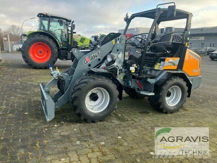 GiANT G3500  휠로우더