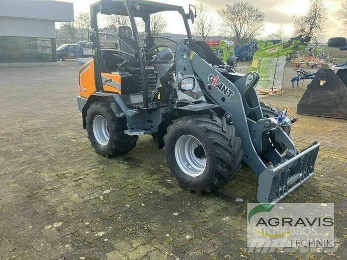 GiANT G3500  휠로우더