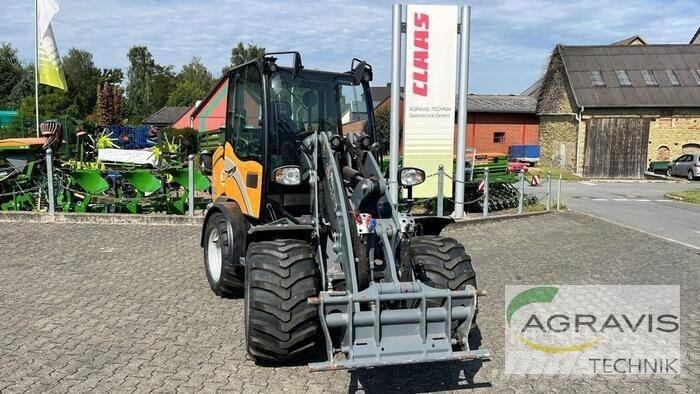 GiANT G5000  휠로우더