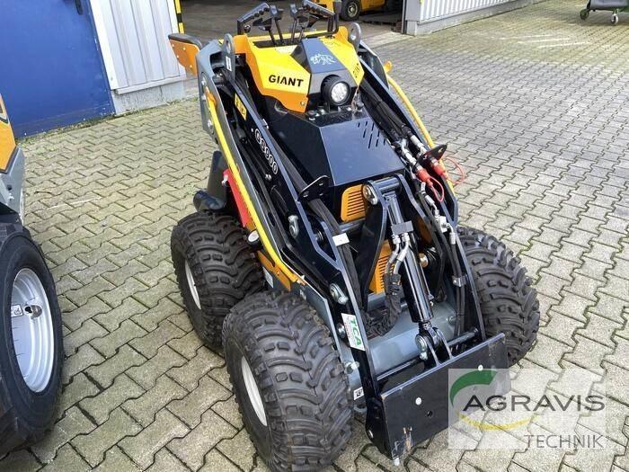 GiANT GS900  휠로우더