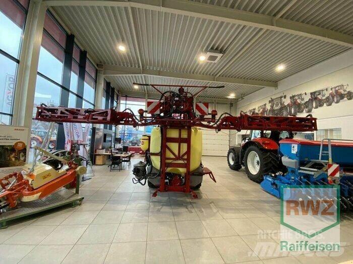 Hardi MASTER PRO 1200 견인형 분무기