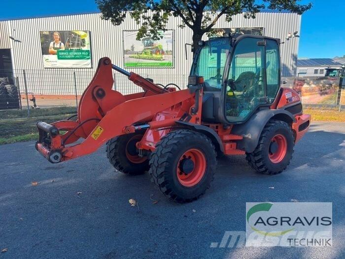 Hitachi ZW 95  휠로우더