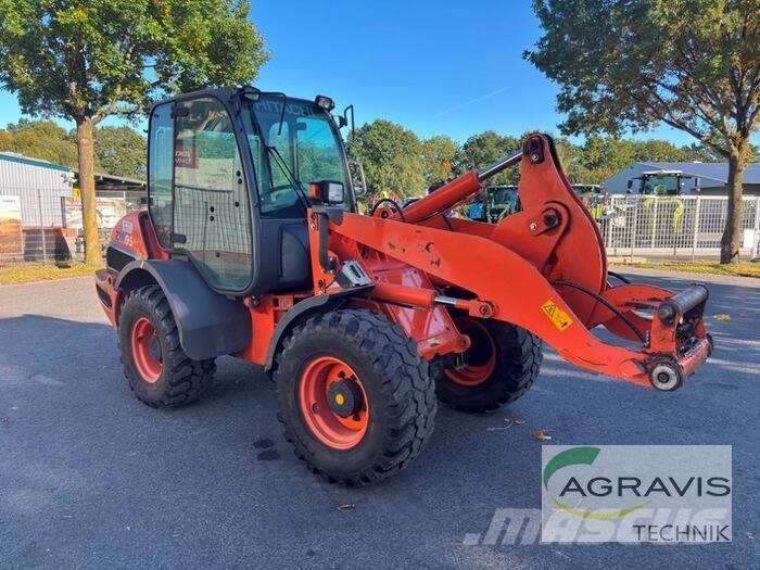 Hitachi ZW 95  휠로우더