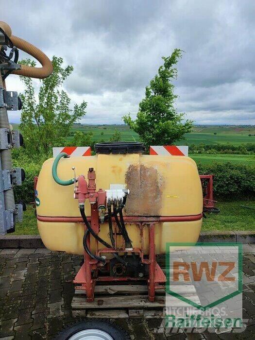 Holder 600Liter 견인형 분무기