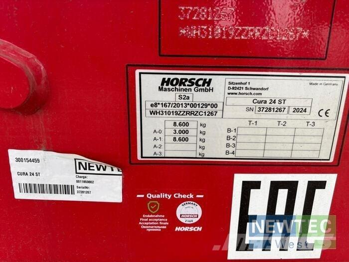 Horsch CURA 24 ST 목장 제초기 및 토퍼