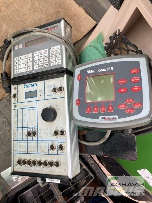 Inuma IAS 3024 견인형 분무기