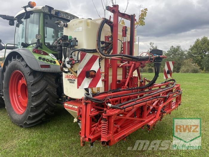 Jacoby EuroLux 1200 견인형 분무기