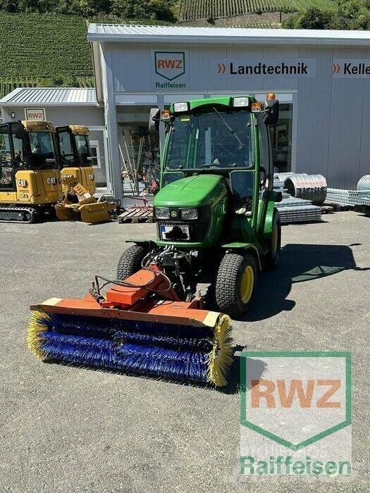 John Deere 2320 소형 트랙터