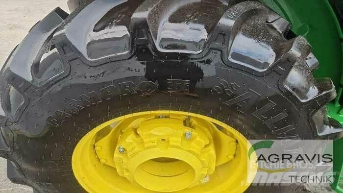 John Deere 5058 E 트랙터