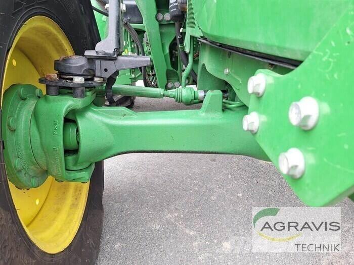John Deere 5100 R 트랙터