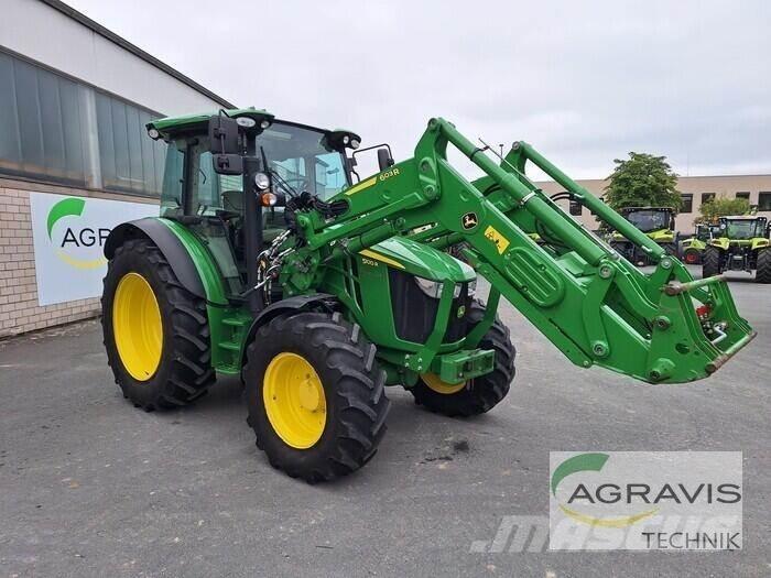 John Deere 5100 R 트랙터