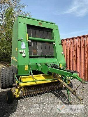John Deere 592 MAXICUT 원형 곤포기