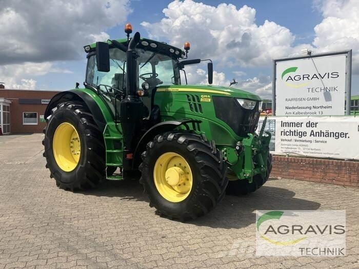 John Deere 6215 R 트랙터