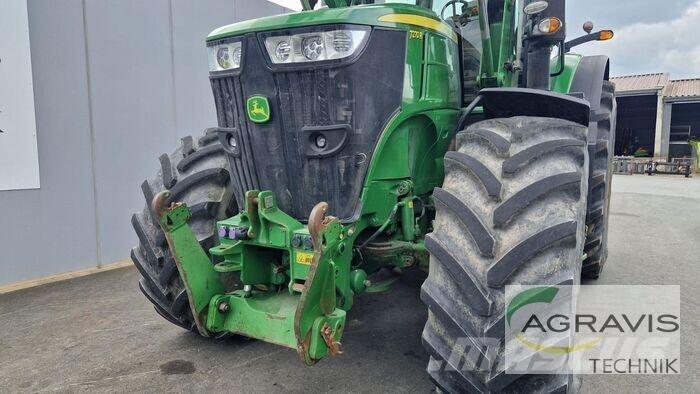 John Deere 7270 R 트랙터