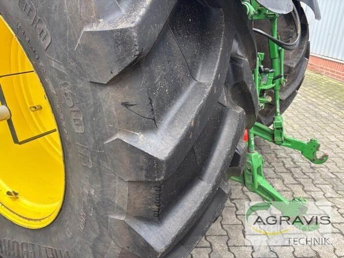 John Deere 7310 R 트랙터
