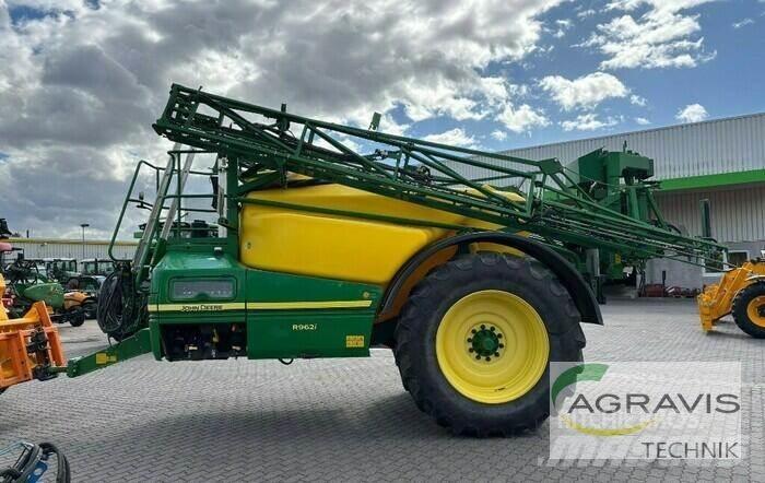 John Deere R 962I 견인형 분무기