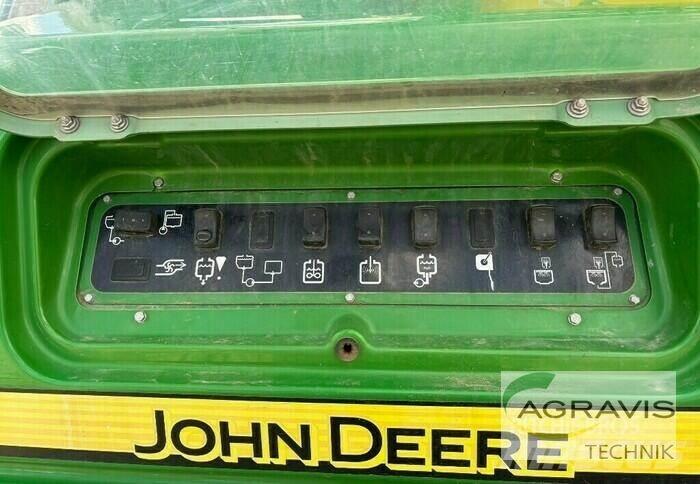 John Deere R 962I 견인형 분무기