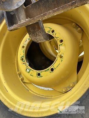 John Deere R38 + R28 타이어, 휠 및 림