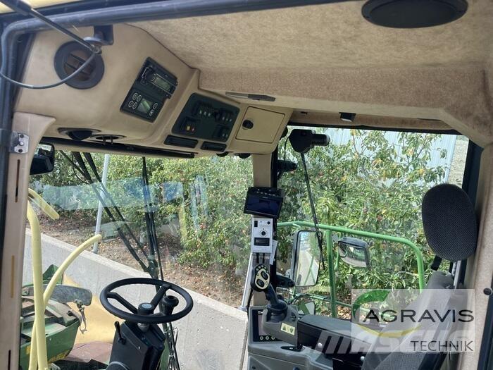 Krone BIG X 650 자동 초지기계