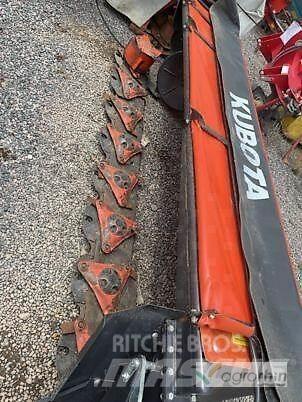 Kubota DM2028 제초기