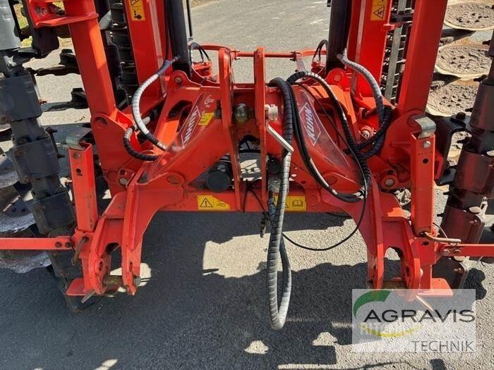 Kuhn OPTIMER 503 R 목장 제초기 및 토퍼