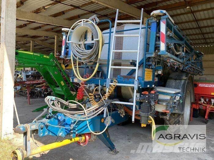 Lemken ALBATROS 40/24 견인형 분무기