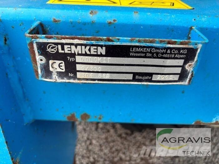 Lemken DOLOMIT 9/300 지반 준비 작업