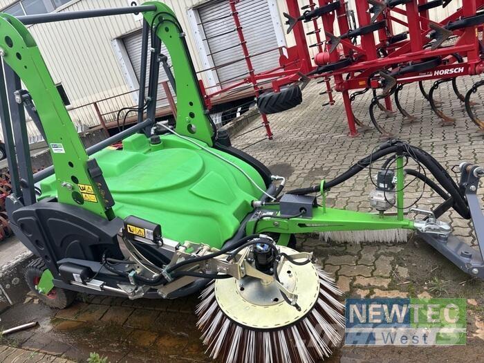 Matev AKM 140/600 도로 청소차