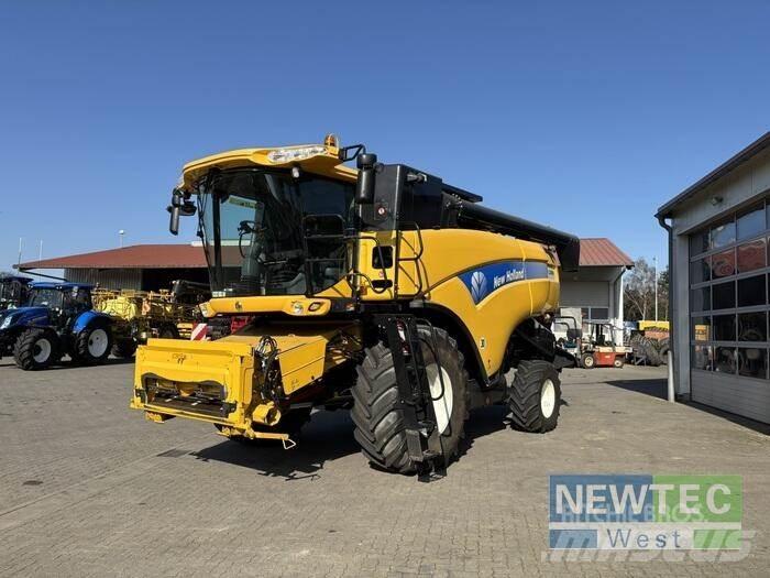 New Holland CX 8060 콤바인 수확기