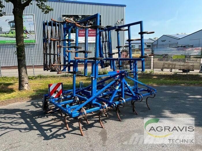 Unsinn RECORD 도로 청소차