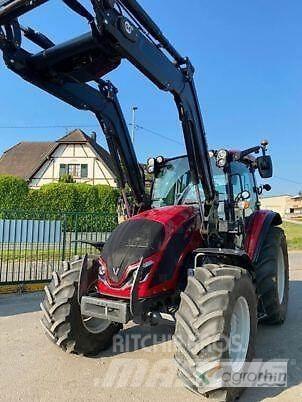 Valtra A115 H4 트랙터