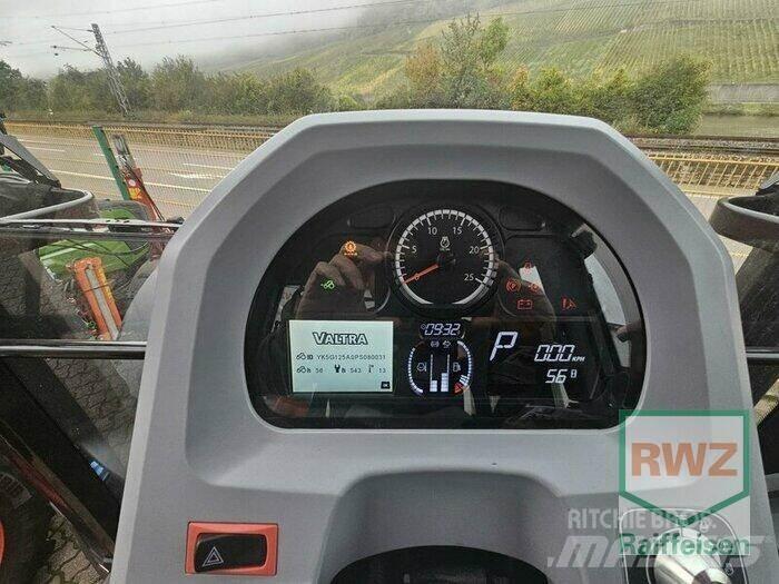 Valtra G125 EA 트랙터