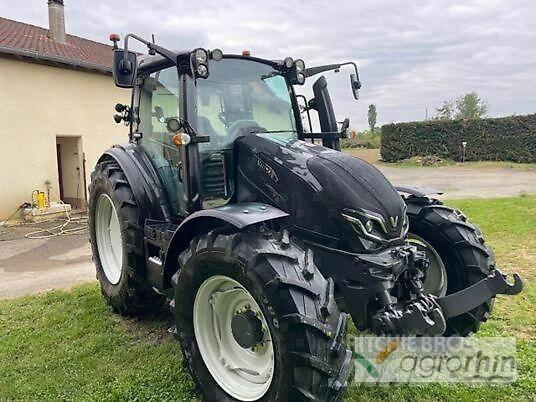 Valtra G125V 트랙터