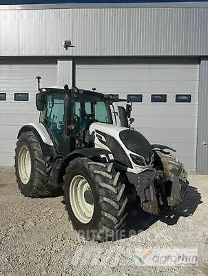 Valtra N134 H5 트랙터