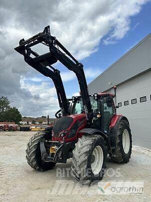 Valtra N134A 트랙터