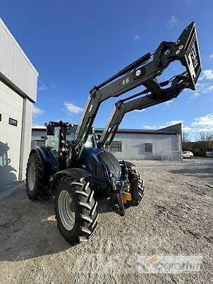 Valtra N134A 트랙터
