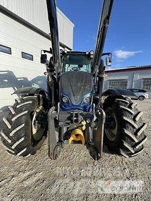 Valtra N134A 트랙터