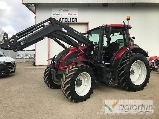 Valtra N154D 트랙터