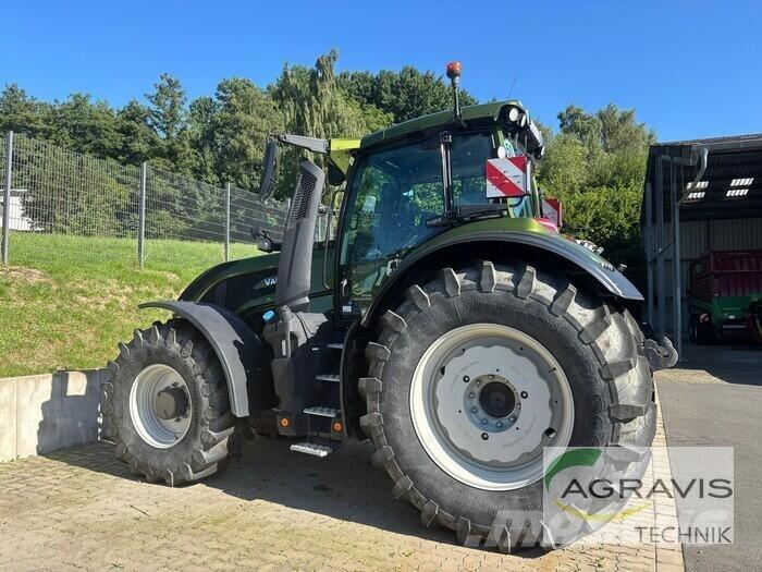 Valtra Q 285 1A9 트랙터