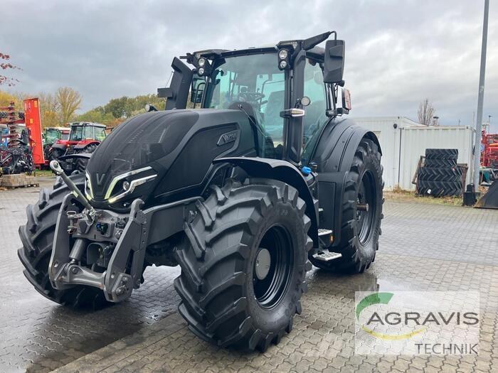 Valtra Q 305 1A9 트랙터