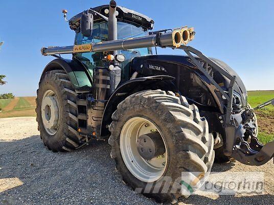 Valtra S394 트랙터
