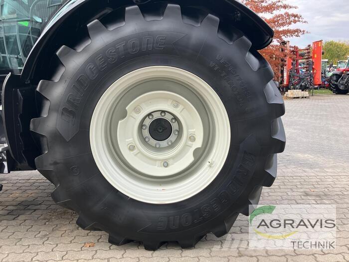 Valtra T 235 D 트랙터