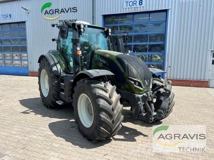 Valtra T 235 D 2A1 트랙터